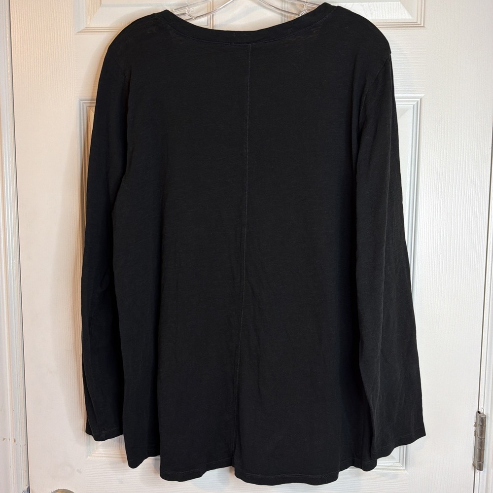 NEW Eileen Fisher Set Of 2 Organic Linen Beach Cottage Core Top & Black V-neck L - Picture 9 of 14